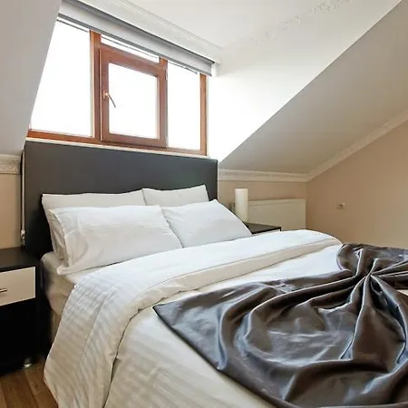 En Residences Aparthotel 3*